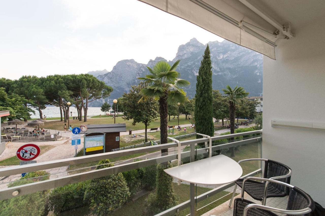 Appartement Lago Blu Riva del Garda Kültér fotó