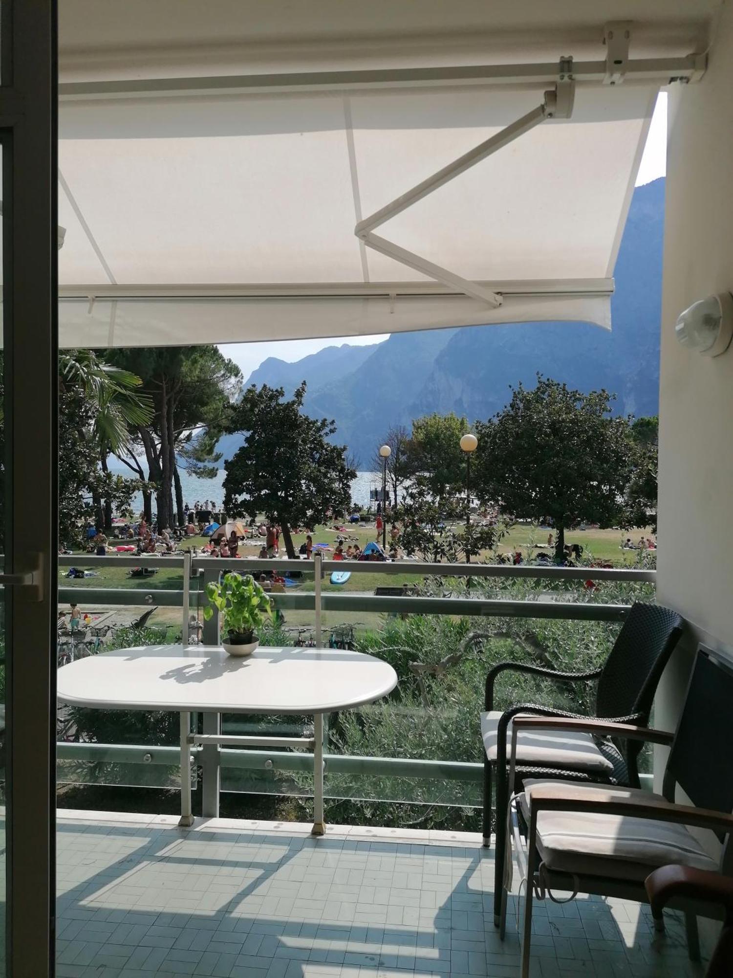 Appartement Lago Blu Riva del Garda Kültér fotó