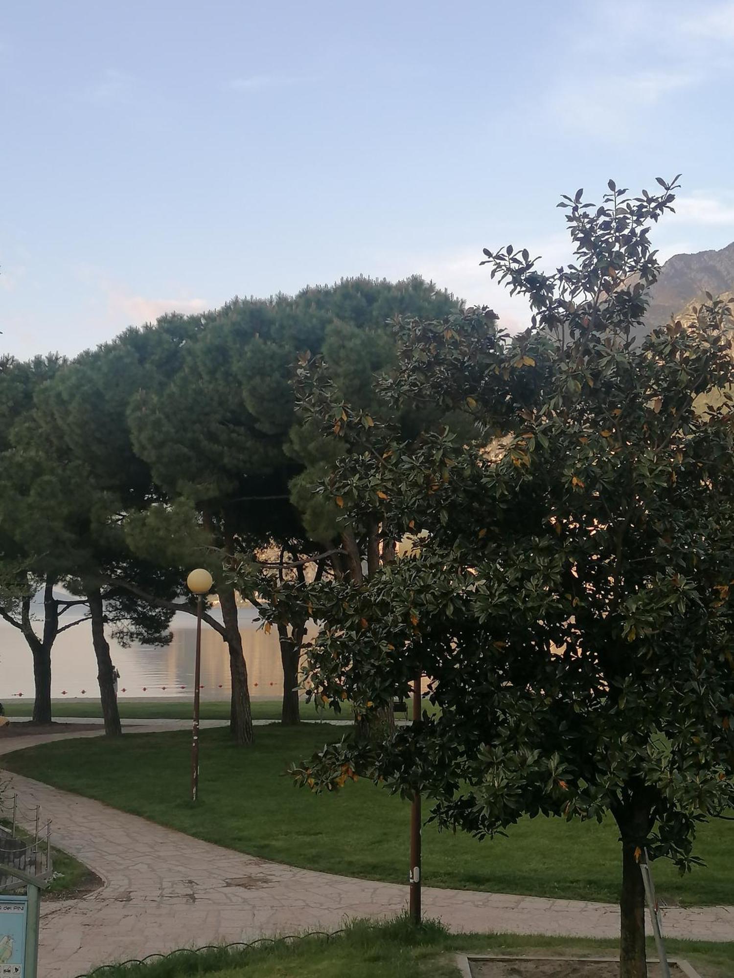 Appartement Lago Blu Riva del Garda Kültér fotó