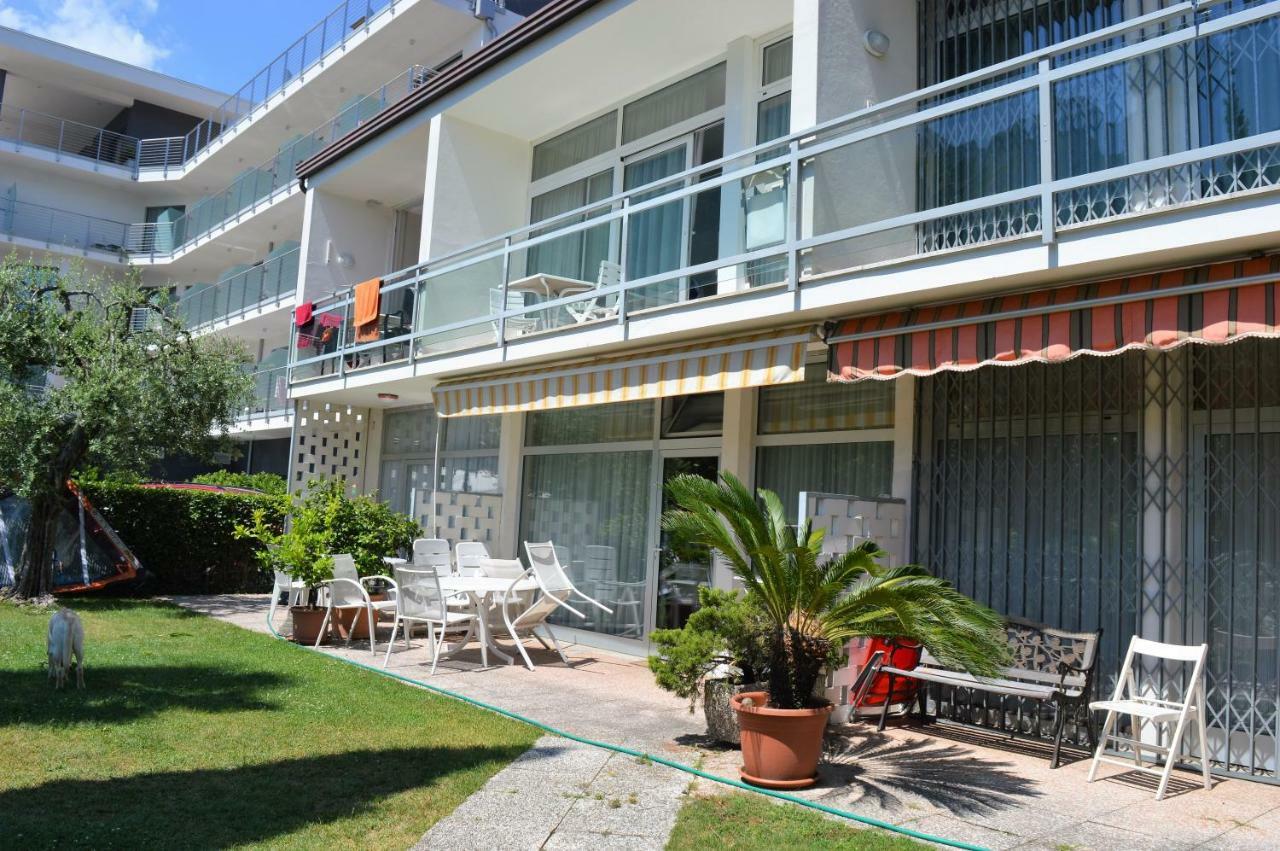 Appartement Lago Blu Riva del Garda Kültér fotó