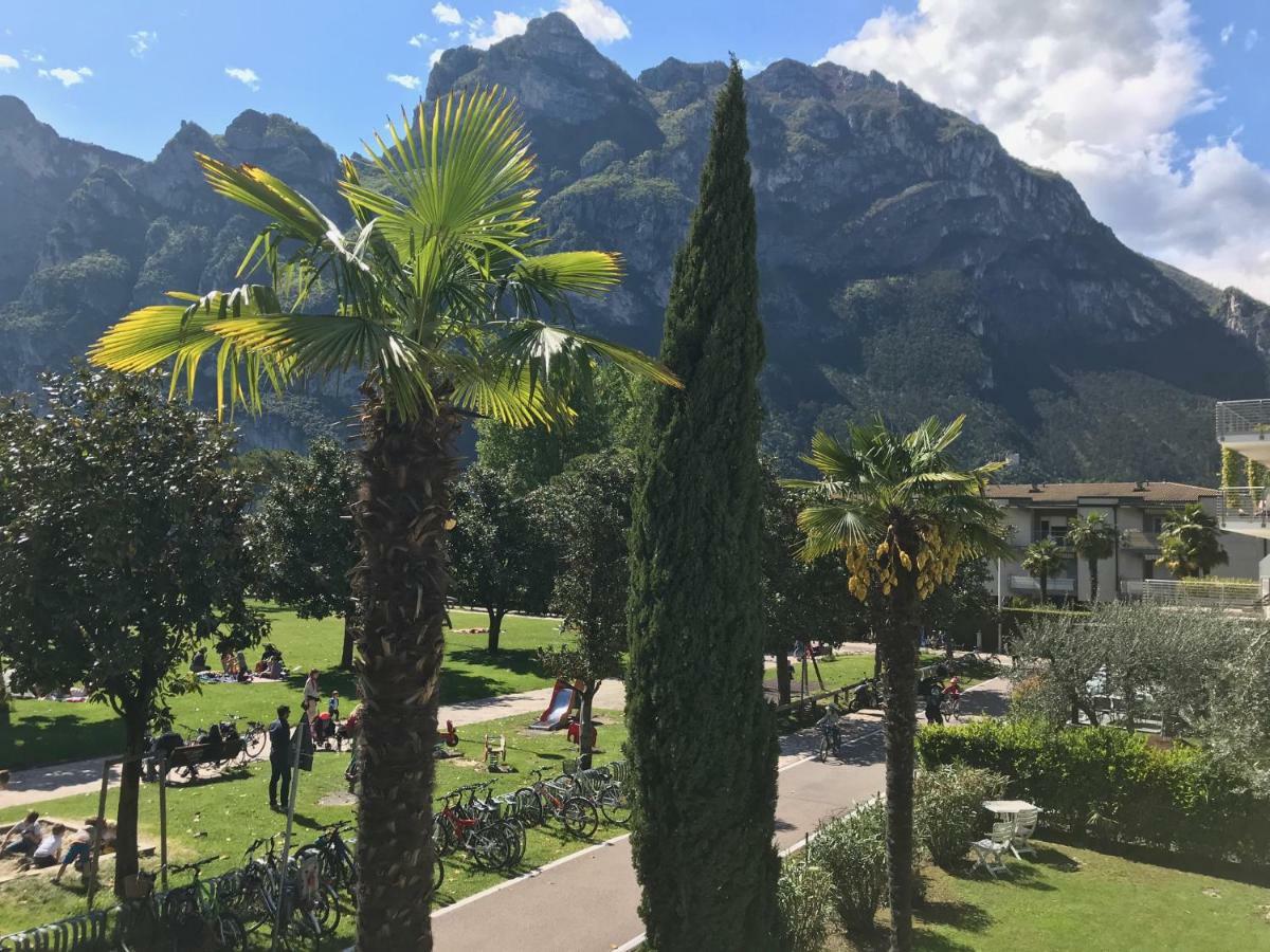 Appartement Lago Blu Riva del Garda Kültér fotó