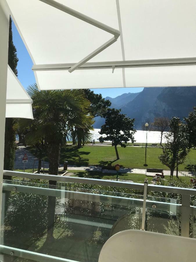 Appartement Lago Blu Riva del Garda Kültér fotó