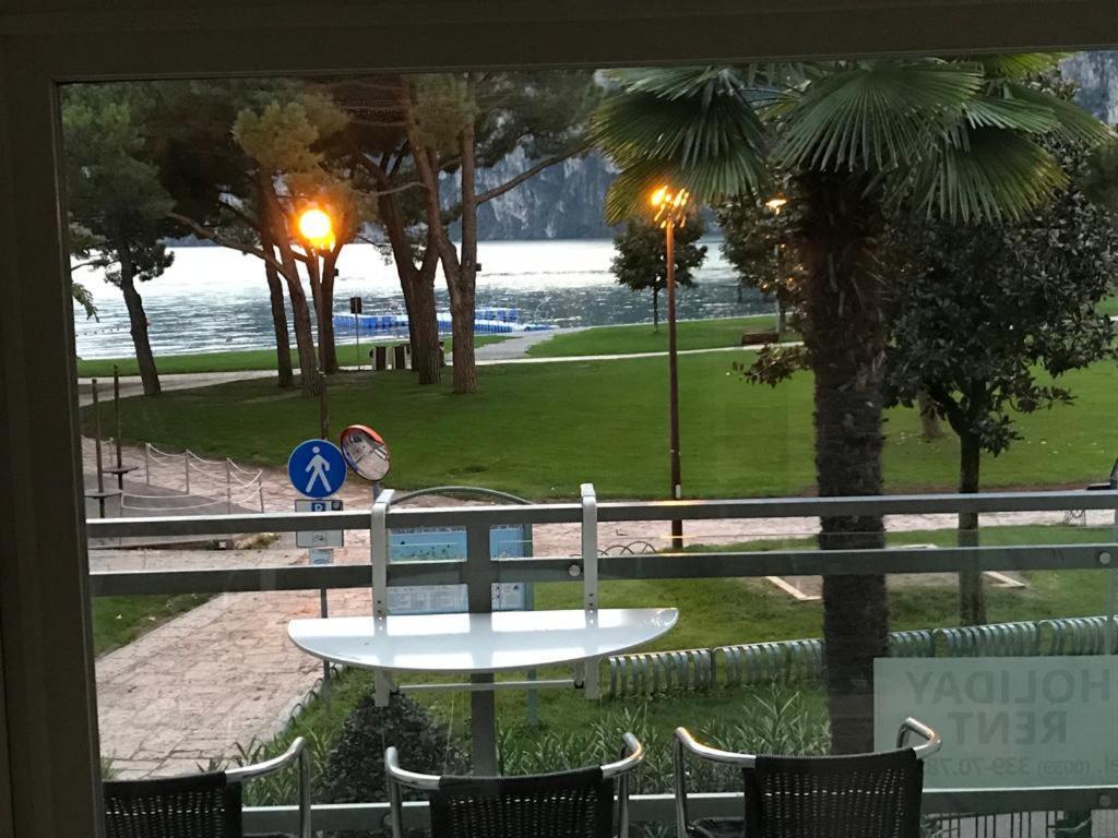 Appartement Lago Blu Riva del Garda Kültér fotó